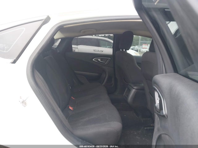 Продаж на аукціоні авто 2016 Chrysler 200 Limited, vin: 1C3CCCABXGN117155, номер лоту: 46163439