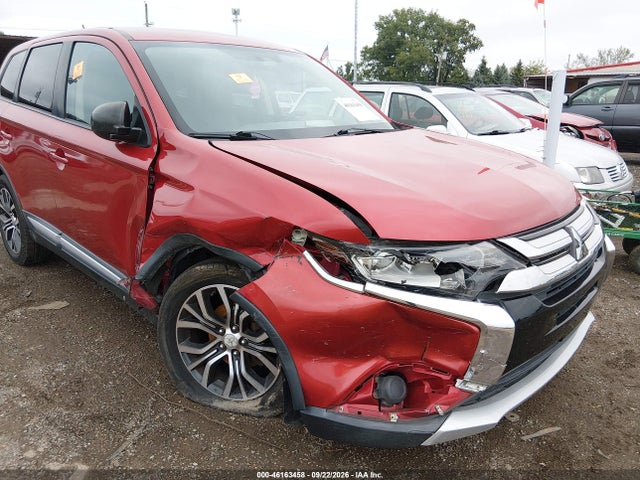 Продажа на аукционе авто 2016 Mitsubishi Outlander Es, vin: JA4AZ3A32GZ015068, номер лота: 46163458