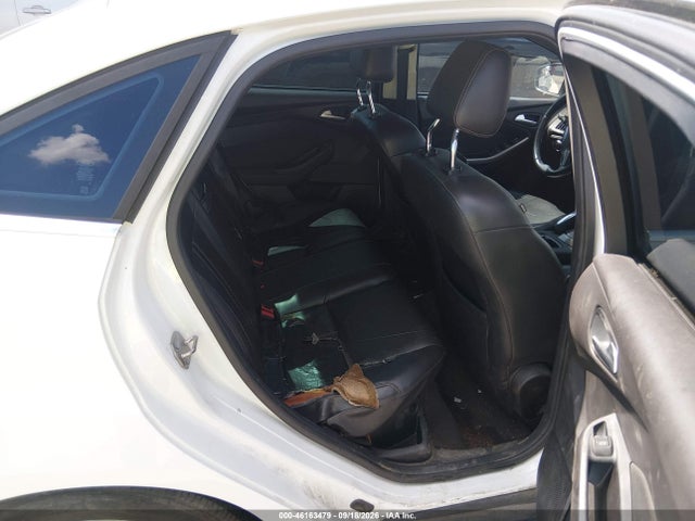 46163479 :رقم المزاد ، 1FAHP3H21CL177008 vin ، 2012 Ford Focus Sel مزاد بيع