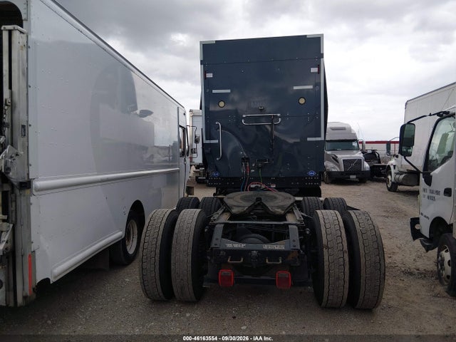 Volvo VNL 2022 4V4NC9UG9NN317671 Image 19