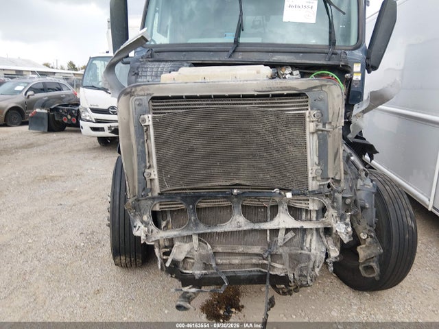 Volvo VNL 2022 4V4NC9UG9NN317671 Image 11