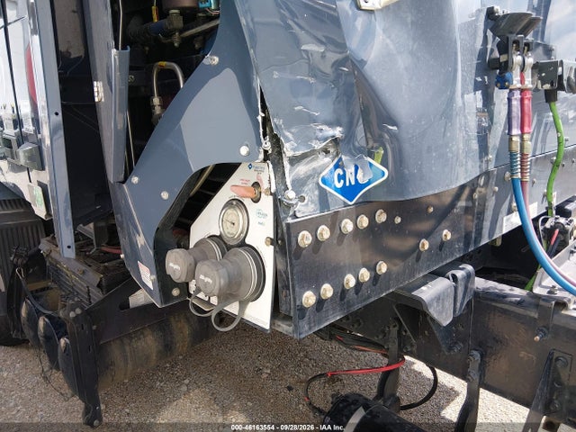 Volvo VNL 2022 4V4NC9UG9NN317671 Image 15