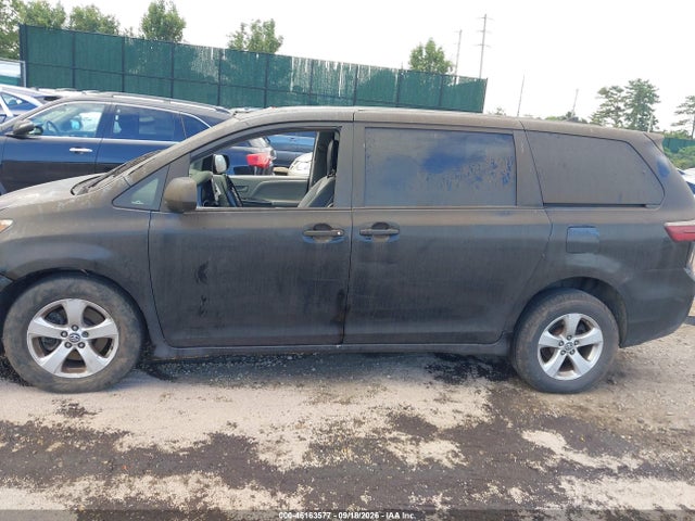 2019 Toyota Sienna L 7 Passenger მანქანა იყიდება აუქციონზე, vin: 5TDZZ3DC2KS018390, აუქციონის ნომერი: 46163577