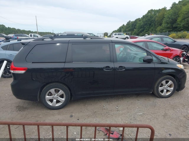 46163602 :رقم المزاد ، 5TDKK3DC9DS350660 vin ، 2013 Toyota Sienna Le V6 8 Passenger مزاد بيع