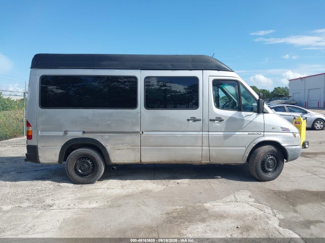 46163609 :رقم المزاد ، WD8PD644865964848 vin ، 2006 Dodge Sprinter Wagon 2500 Shc مزاد بيع