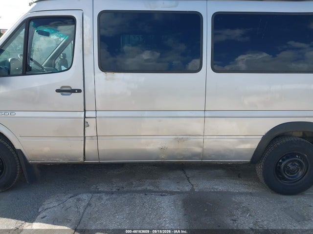 46163609 :رقم المزاد ، WD8PD644865964848 vin ، 2006 Dodge Sprinter Wagon 2500 Shc مزاد بيع