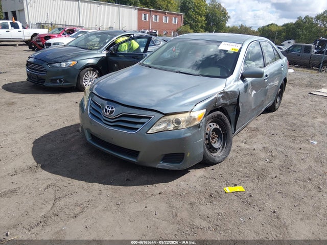 2010 Toyota Camry Le მანქანა იყიდება აუქციონზე, vin: 4T4BF3EK4AR052598, აუქციონის ნომერი: 46163644