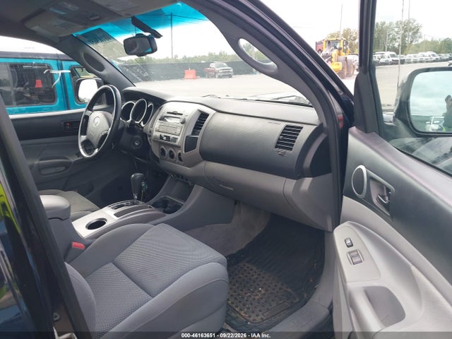 Auction sale of the 2011 Toyota Tacoma Base V6, vin: 3TMLU4EN4BM075975, lot number: 46163651