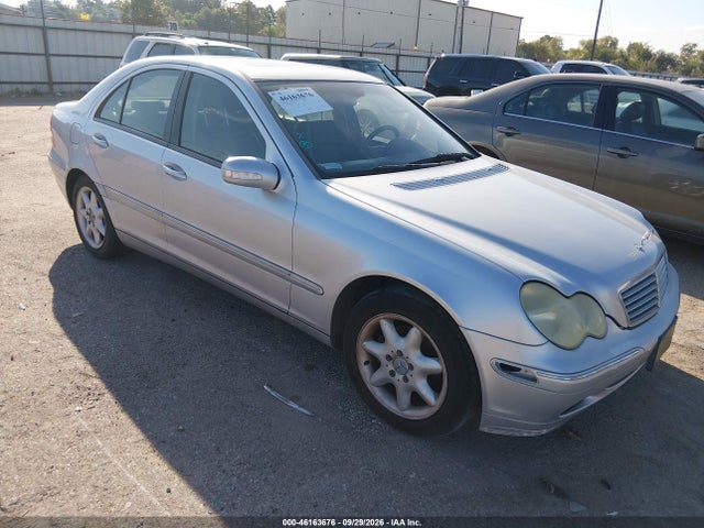 Aukcja sprzedaży 2004 Mercedes-benz C 240, vin: WDBRF61J54F520499, numer aukcji: 46163676