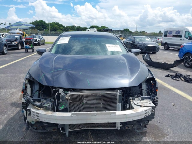 Aukcja sprzedaży 2018 Honda Civic Lx, vin: 19XFC2F57JE022652, numer aukcji: 46163694