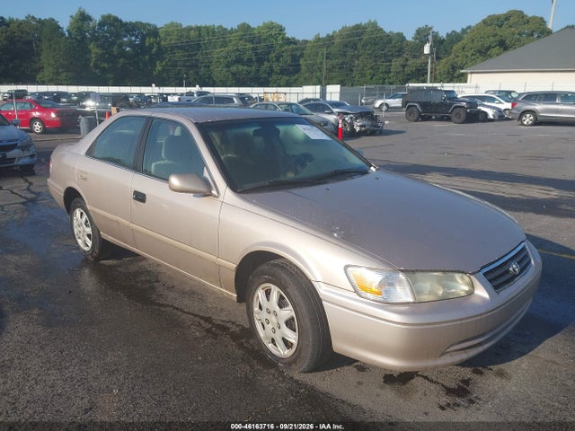 46163716 :رقم المزاد ، 4T1BG22K21U869218 vin ، 2001 Toyota Camry Ce مزاد بيع