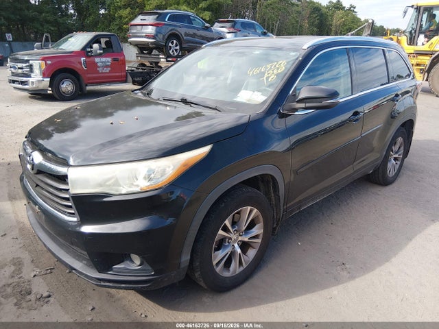 2015 Toyota Highlander Xle V6 მანქანა იყიდება აუქციონზე, vin: 5TDJKRFH2FS218866, აუქციონის ნომერი: 46163726