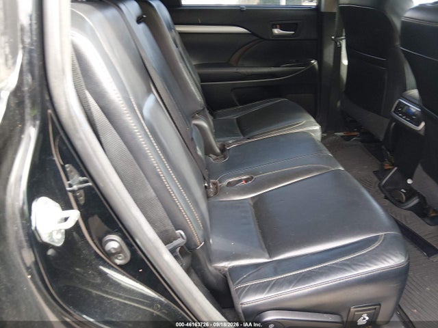 2015 Toyota Highlander Xle V6 მანქანა იყიდება აუქციონზე, vin: 5TDJKRFH2FS218866, აუქციონის ნომერი: 46163726