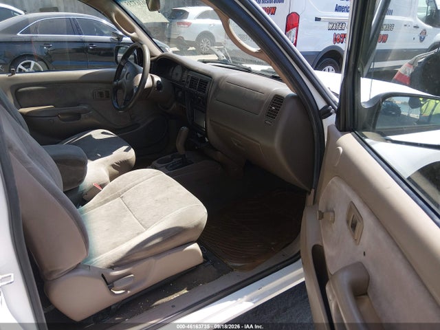 Aukcja sprzedaży 2003 Toyota Tacoma, vin: 5TEVL52N03Z176697, numer aukcji: 46163735