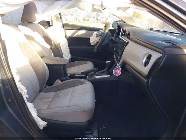 46163758 :رقم المزاد ، 2T1BURHE6JC965423 vin ، 2018 Toyota Corolla Le مزاد بيع