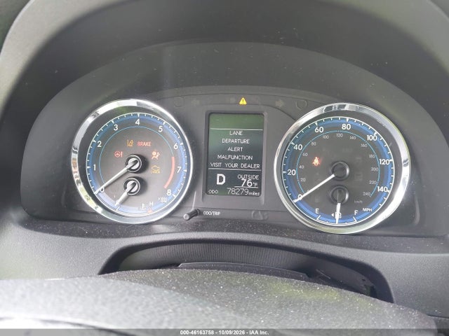 46163758 :رقم المزاد ، 2T1BURHE6JC965423 vin ، 2018 Toyota Corolla Le مزاد بيع
