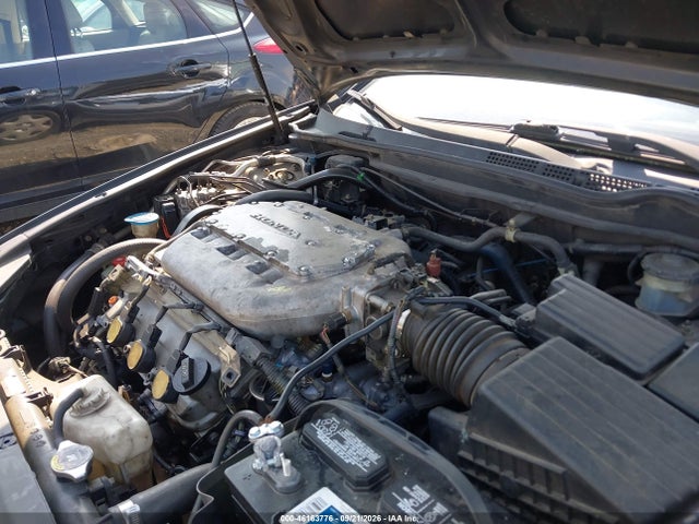 46163776 :رقم المزاد ، 1HGCM66315A013655 vin ، 2005 Honda Accord 3.0 Lx مزاد بيع