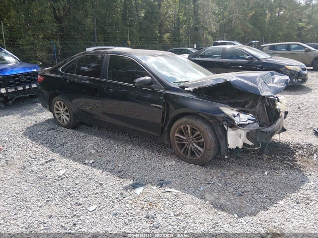 46163810 :رقم المزاد ، 4T1BF1FK4GU247185 vin ، 2016 Toyota Camry Se مزاد بيع