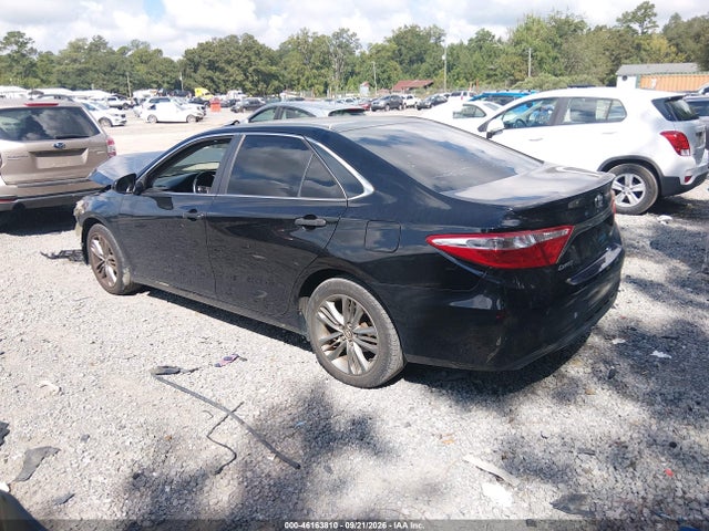 46163810 :رقم المزاد ، 4T1BF1FK4GU247185 vin ، 2016 Toyota Camry Se مزاد بيع
