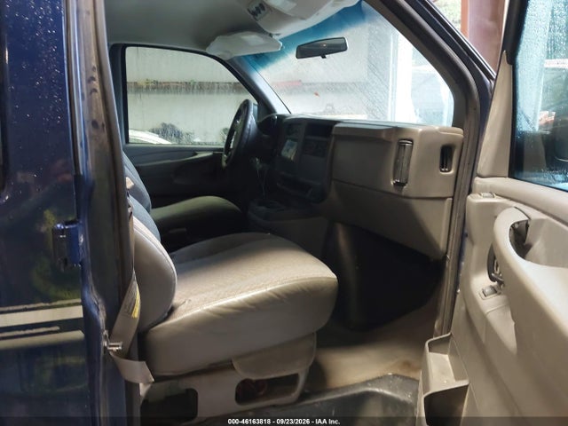 46163818 :رقم المزاد ، 1GNFG15T531101202 vin ، 2003 Chevrolet Express مزاد بيع