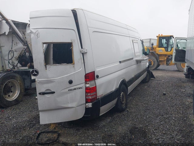 46163844 :رقم المزاد ، WD3PE8CC7C5614260 vin ، 2012 Mercedes-benz Sprinter 2500 High Roof مزاد بيع