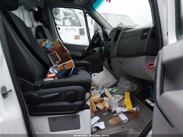 46163844 :رقم المزاد ، WD3PE8CC7C5614260 vin ، 2012 Mercedes-benz Sprinter 2500 High Roof مزاد بيع