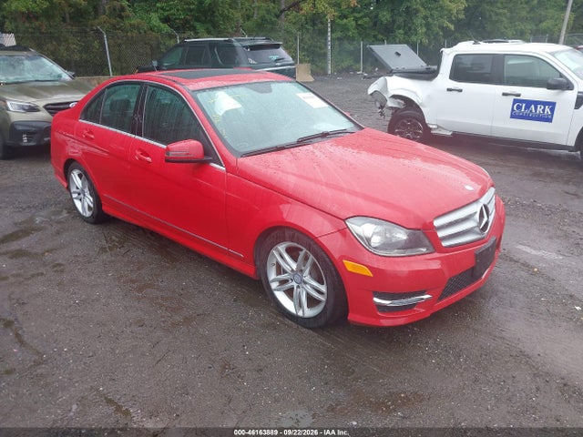 2013 Mercedes-benz C 250 Sport მანქანა იყიდება აუქციონზე, vin: WDDGF4HB4DR280491, აუქციონის ნომერი: 46163889