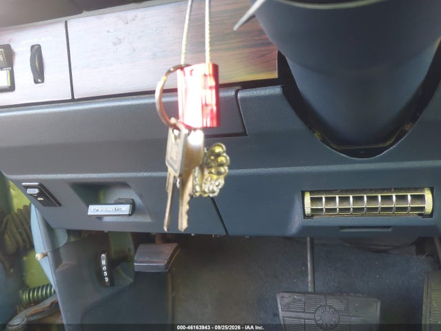 46163943 :رقم المزاد ، 1G1BN51H9JA164699 vin ، 1988 Chevrolet Caprice Classic مزاد بيع