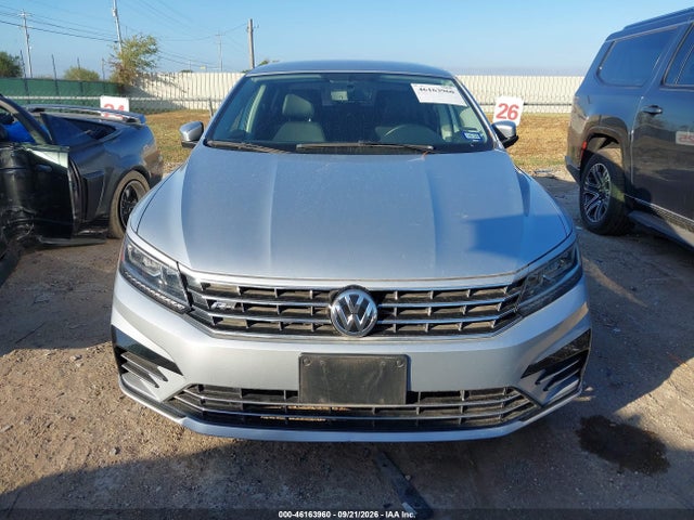 2018 Volkswagen Passat 2.0t R-line/2.0t S მანქანა იყიდება აუქციონზე, vin: 1VWAA7A34JC013673, აუქციონის ნომერი: 46163960