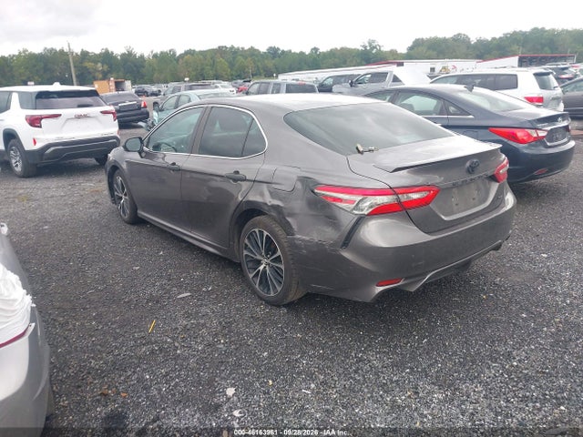 Продаж на аукціоні авто 2018 Toyota Camry Se, vin: 4T1B11HK8JU664974, номер лоту: 46163961