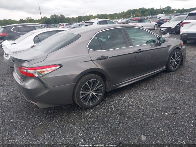 Продаж на аукціоні авто 2018 Toyota Camry Se, vin: 4T1B11HK8JU664974, номер лоту: 46163961