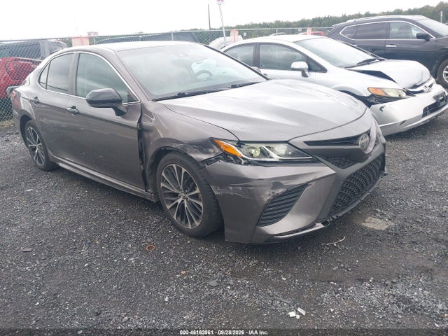 Продаж на аукціоні авто 2018 Toyota Camry Se, vin: 4T1B11HK8JU664974, номер лоту: 46163961