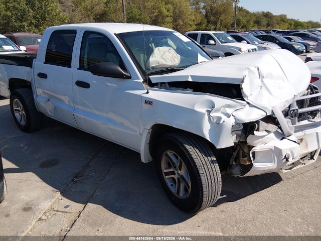 2010 Dodge Dakota Bighorn/lonestar მანქანა იყიდება აუქციონზე, vin: 1D7CE3GP6AS130721, აუქციონის ნომერი: 46163984