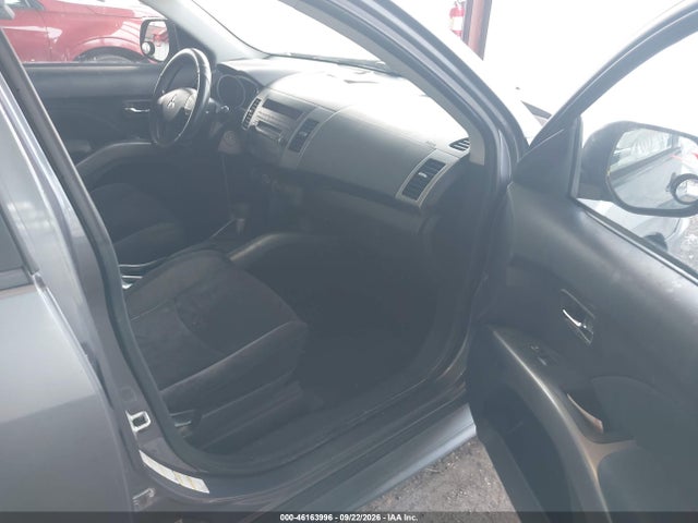 Продаж на аукціоні авто 2010 Mitsubishi Outlander Es, vin: JA4AS2AW5AZ001147, номер лоту: 46163996