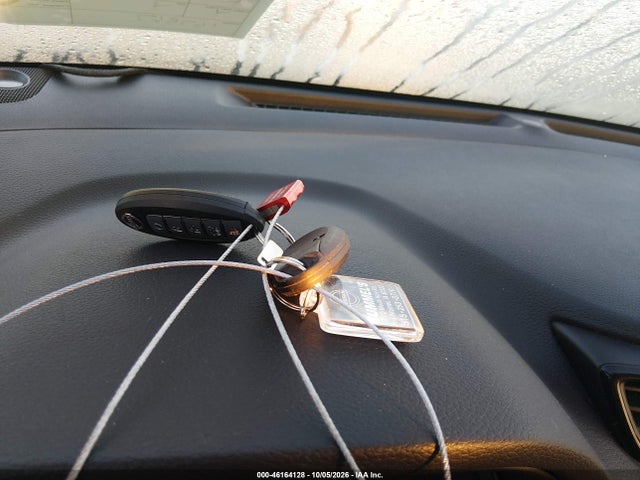 46164128 :رقم المزاد ، 5N1AT2MV3KC772518 vin ، 2019 Nissan Rogue Sv مزاد بيع