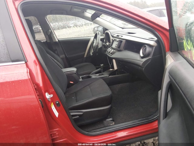 46164140 :رقم المزاد ، 2T3BFREV6FW321061 vin ، 2015 Toyota Rav4 Le مزاد بيع