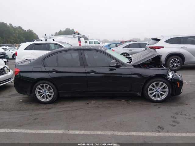 Продаж на аукціоні авто 2018 Bmw 320i, vin: WBA8E1G52JNU93726, номер лоту: 46164158