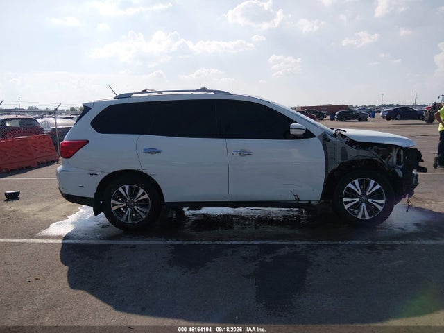 46164194 :رقم المزاد ، 5N1DR2MN9HC657426 vin ، 2017 Nissan Pathfinder Sl مزاد بيع