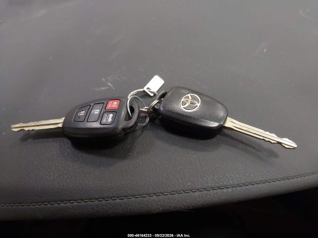 2017 Toyota Corolla Le მანქანა იყიდება აუქციონზე, vin: 2T1BURHE2HC776326, აუქციონის ნომერი: 46164233