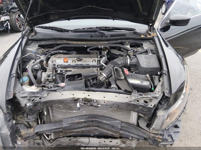46164249 :رقم المزاد ، 1HGCS1B33CA023552 vin ، 2012 Honda Accord 2.4 Lx-s مزاد بيع