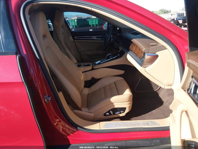 WP0AB2A70JL134500 Porsche Panamera 4s