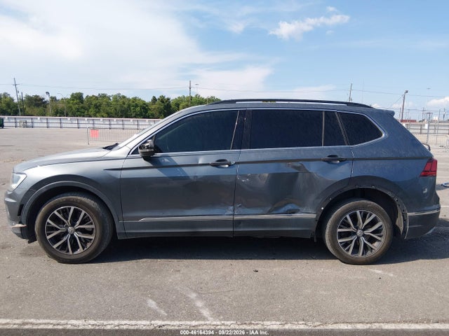 2018 Volkswagen Tiguan 2.0t Se/2.0t Sel მანქანა იყიდება აუქციონზე, vin: 3VV3B7AX1JM209565, აუქციონის ნომერი: 46164394