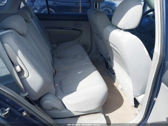 46164423 :رقم المزاد ، KNAFG525577094984 vin ، 2007 Kia Rondo Lx مزاد بيع