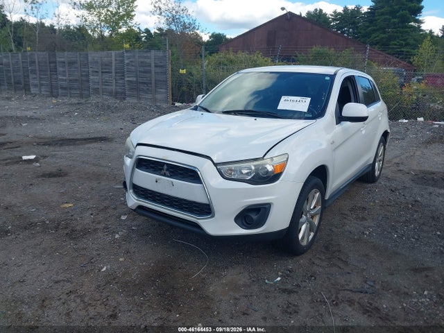 Продажа на аукционе авто 2013 Mitsubishi Outlander Sport Es, vin: 4A4AP3AU8DE014359, номер лота: 46164453