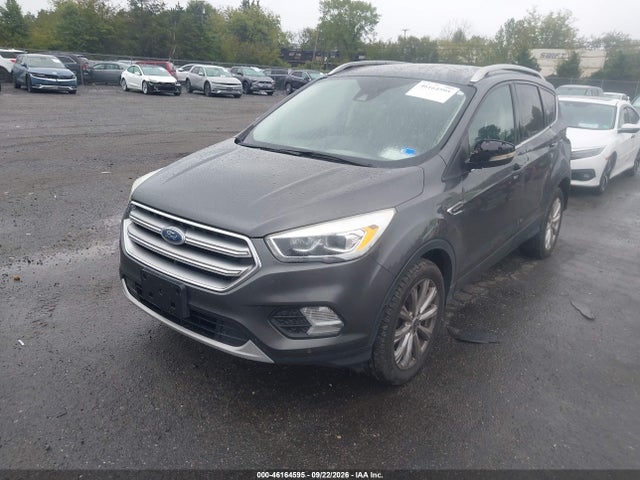 46164595 :رقم المزاد ، 1FMCU9J93HUD49432 vin ، 2017 Ford Escape Titanium مزاد بيع