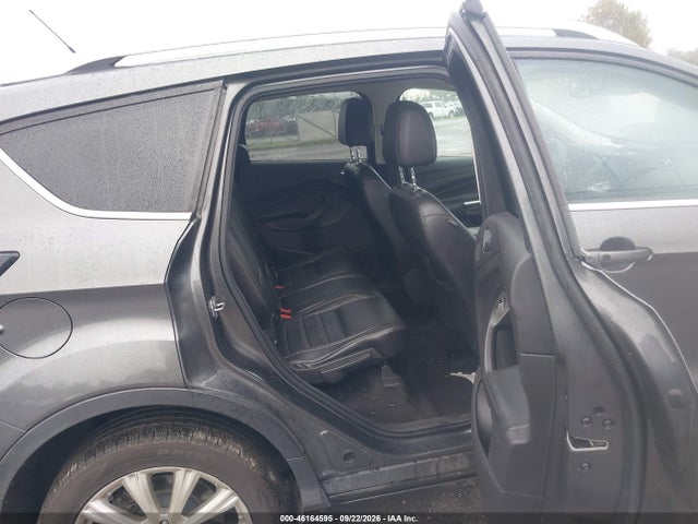 46164595 :رقم المزاد ، 1FMCU9J93HUD49432 vin ، 2017 Ford Escape Titanium مزاد بيع
