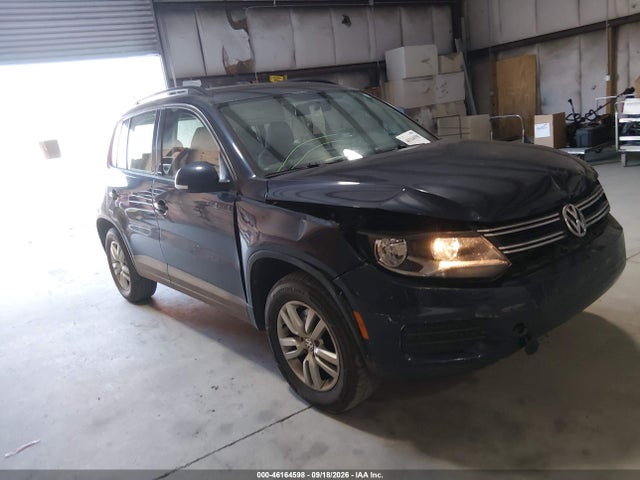 2015 Volkswagen Tiguan S მანქანა იყიდება აუქციონზე, vin: WVGAV7AX0FW607382, აუქციონის ნომერი: 46164598