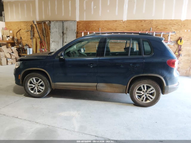 2015 Volkswagen Tiguan S მანქანა იყიდება აუქციონზე, vin: WVGAV7AX0FW607382, აუქციონის ნომერი: 46164598