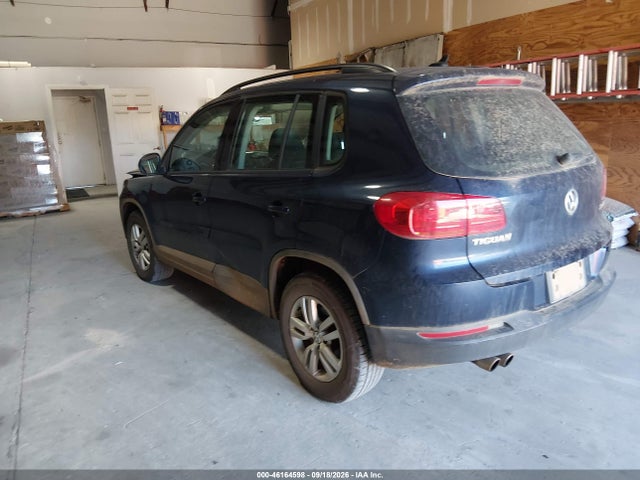 2015 Volkswagen Tiguan S მანქანა იყიდება აუქციონზე, vin: WVGAV7AX0FW607382, აუქციონის ნომერი: 46164598