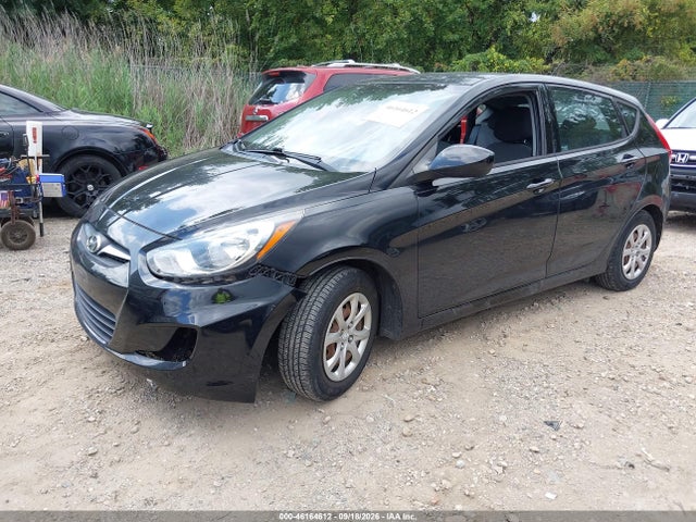 2013 Hyundai Accent Gs მანქანა იყიდება აუქციონზე, vin: KMHCT5AE9DU104430, აუქციონის ნომერი: 46164612